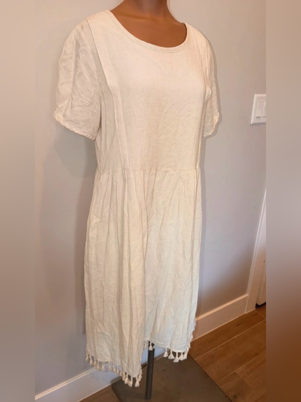 Hailey & Co beige linen blend midi shift dress Medium